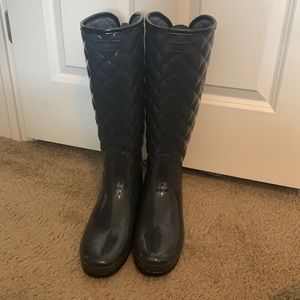 Tall hunter boots
